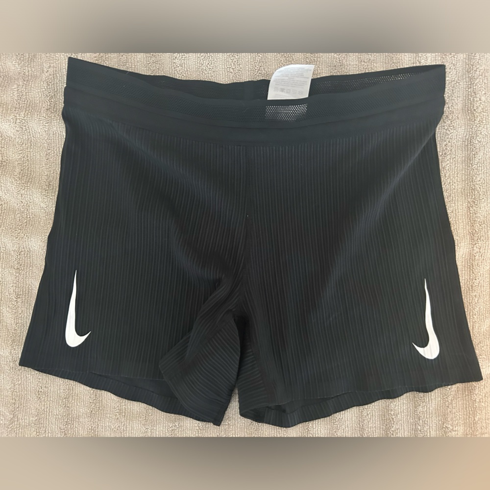 Nike AeroSwift DriFit Size large